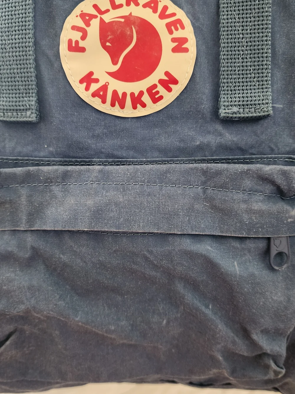 Fjällräven Kånken Blue Backpack Zip Closure Logo Patch Adjustable Strap Pockets